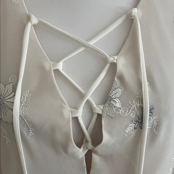 Show Me Your MuMu, Cream Floral Blouse - Picture 5 of 8